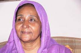 السباحة السودانية سارة جاد الله