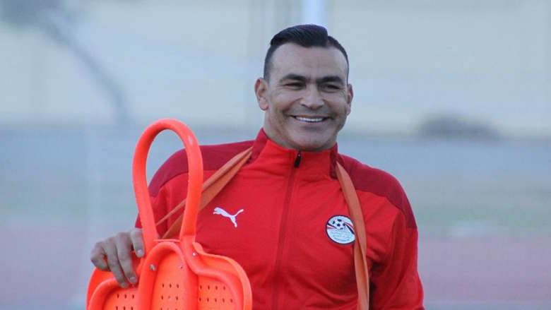 عصام الحضري