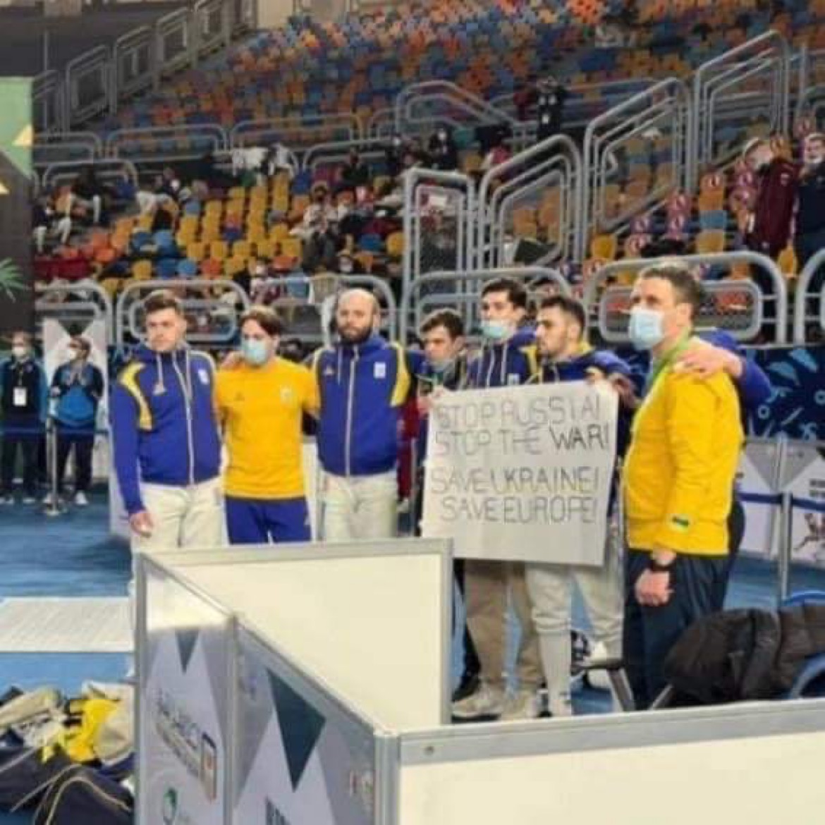لاعبو أوكرانيا انسحبوا من اللعب أمام روسيا