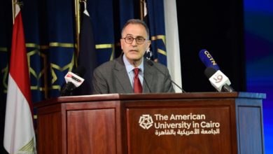 الدكتور أحمد دلال رئيس الجامعة الأمريكية فى القاهرة