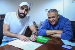 أحمد صلاح برفقة محمد مصيلحي