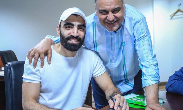 أحمد صلاح برفقة خالد العوضي