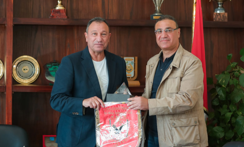 الخطيب وسفير مصر بالجزائر
