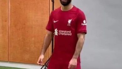 محمد صلاح بقميص ليفربول الجديد
