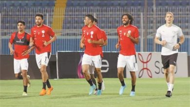 بعد الهزيمة من أثيوبيا .. بعثة منتخب مصر تصل لمطار القاهرة
