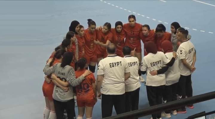 منتخب ناشئات اليد بطولة العالم