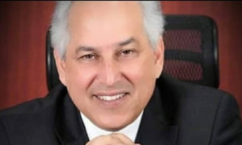 الدكتور حسام الدين مصطفى رئيس اللجنة البارالمبية المصرية