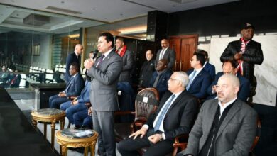 وزير الرياضة خلال افتتاحه لبطولة أمم إفريقيا لشباب كرة القدم