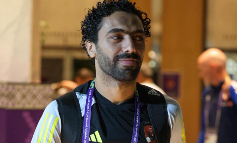 حسين الشحات لاعب النادي الأهلي