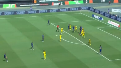 بيبي الرأس الأخضر