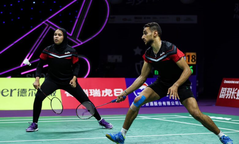 ادهم حاتم وضحى هاني لاعبا منتخب مصر للريشة الطائرة
