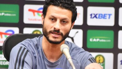 محمد الشناوي حارس مرمى الفريق الأول لكرة القدم بالنادي الأهلي