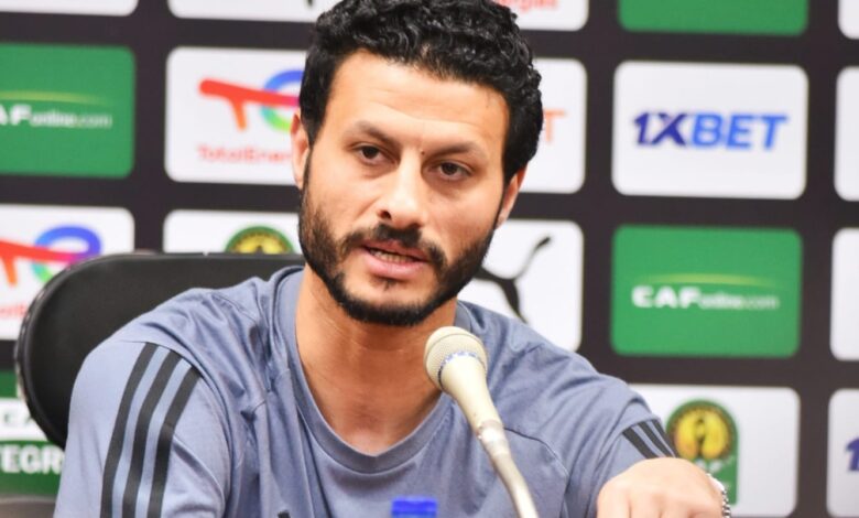 محمد الشناوي حارس مرمى الفريق الأول لكرة القدم بالنادي الأهلي