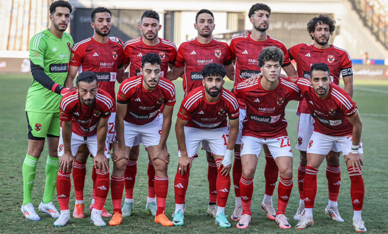 الفريق الاول لكرة القدم بالنادي الاهلي