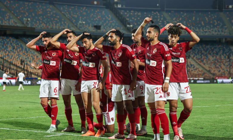 الفريق الاول لكرة القدم بالنادي الاهلي