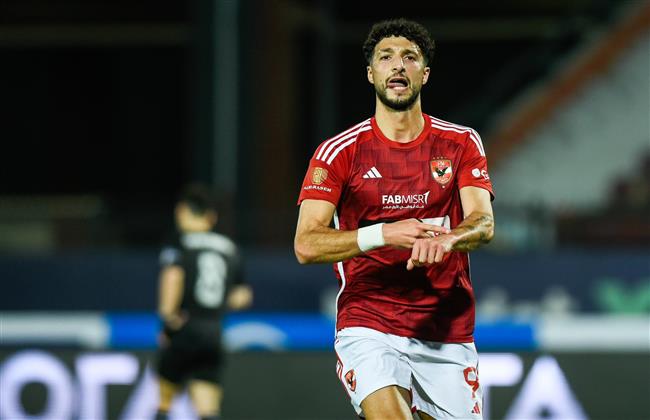 وسام ابو علي مهاجم النادي الاهلي