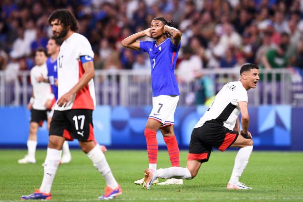 المنتخب الأولمبي أمام نظيره الفرنسي بنصف نهائي أولمبياد باريس