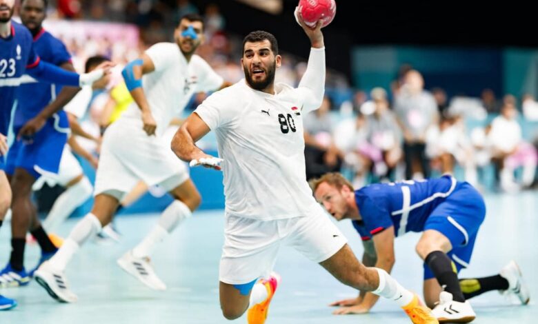 احمد عادل لاعب منتخب مصر لكرة اليد