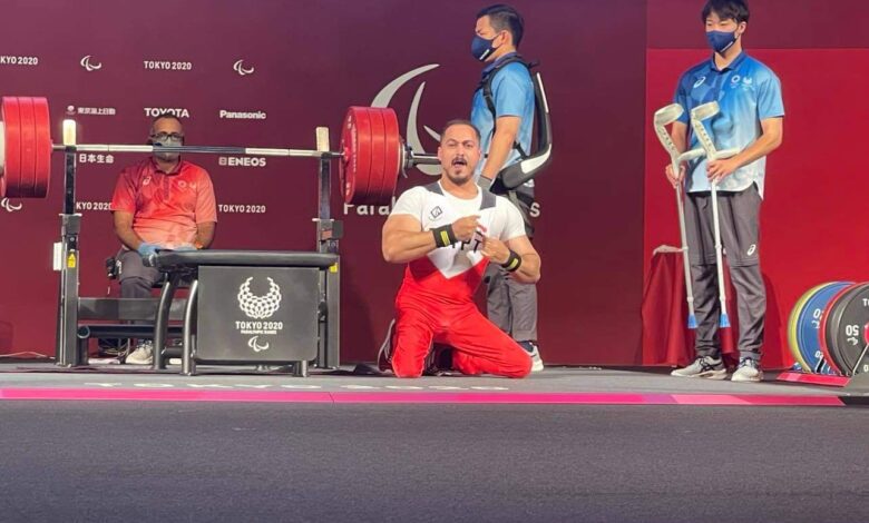محمود عطية لاعب منتخب مصر لرفع الاثفال البارالمبي