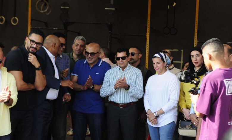 وزير الشباب والرياضة يشهد منافسات بطولة "strongman" و"دوري اللياقة التنافسية" في نادي الزهور