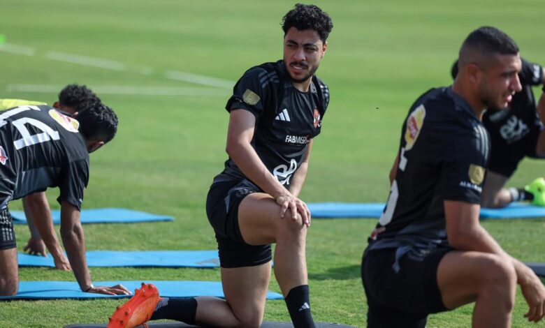 الفريق الأول لكرة القدم بالنادي الأهلي