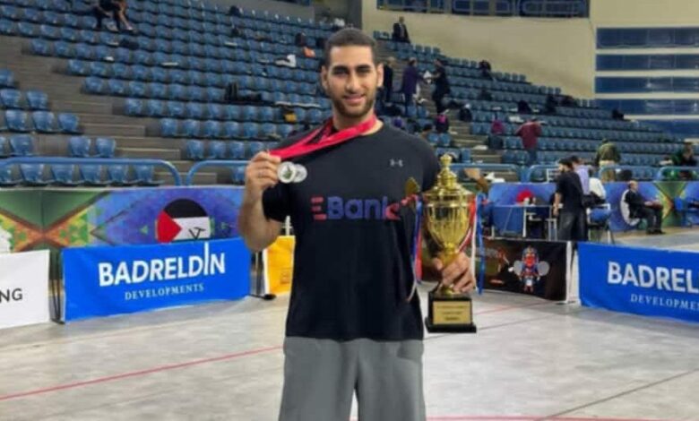 عمر شريف لاعب منتخب مصر لكرة السرعة