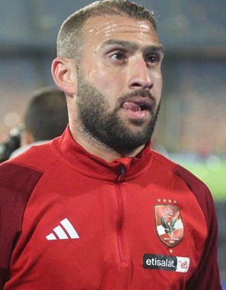 عمر كمال عبد الواحد