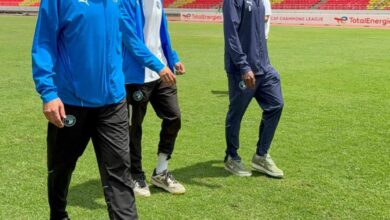 يورتشيتش المدير الفني لفريق بيراميدز يعاين أرض استاد 11 نوفمبر