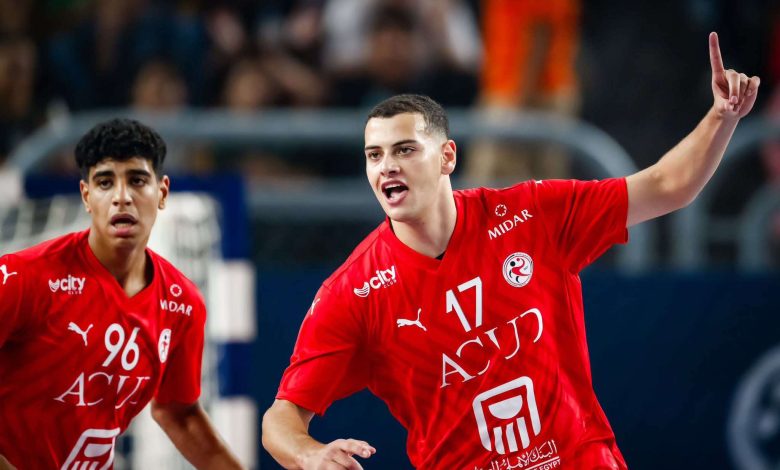 منتخب اليد يكتسح كوريا في افتتاح مبارياته ببطولة العالم لكرة اليد تحت 16 عاما
